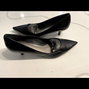 Brand new Nine West Heels 2” black